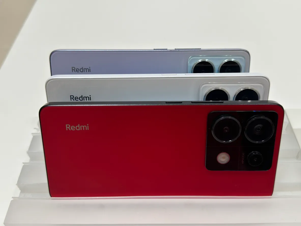 Teléfono inteligente Redmi. Submarca de la empresa china de electrónica Xiaomi.