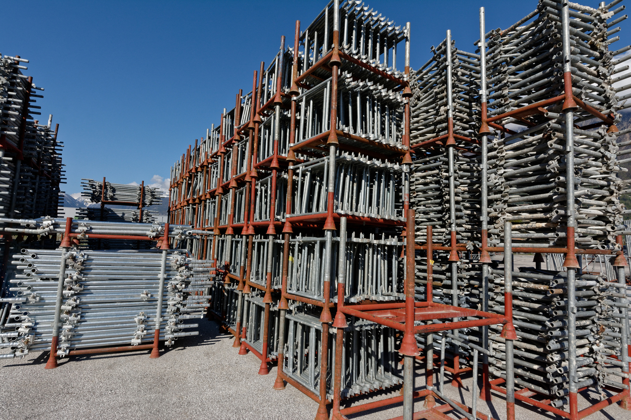 Ring lock scaffolds, construction equipment