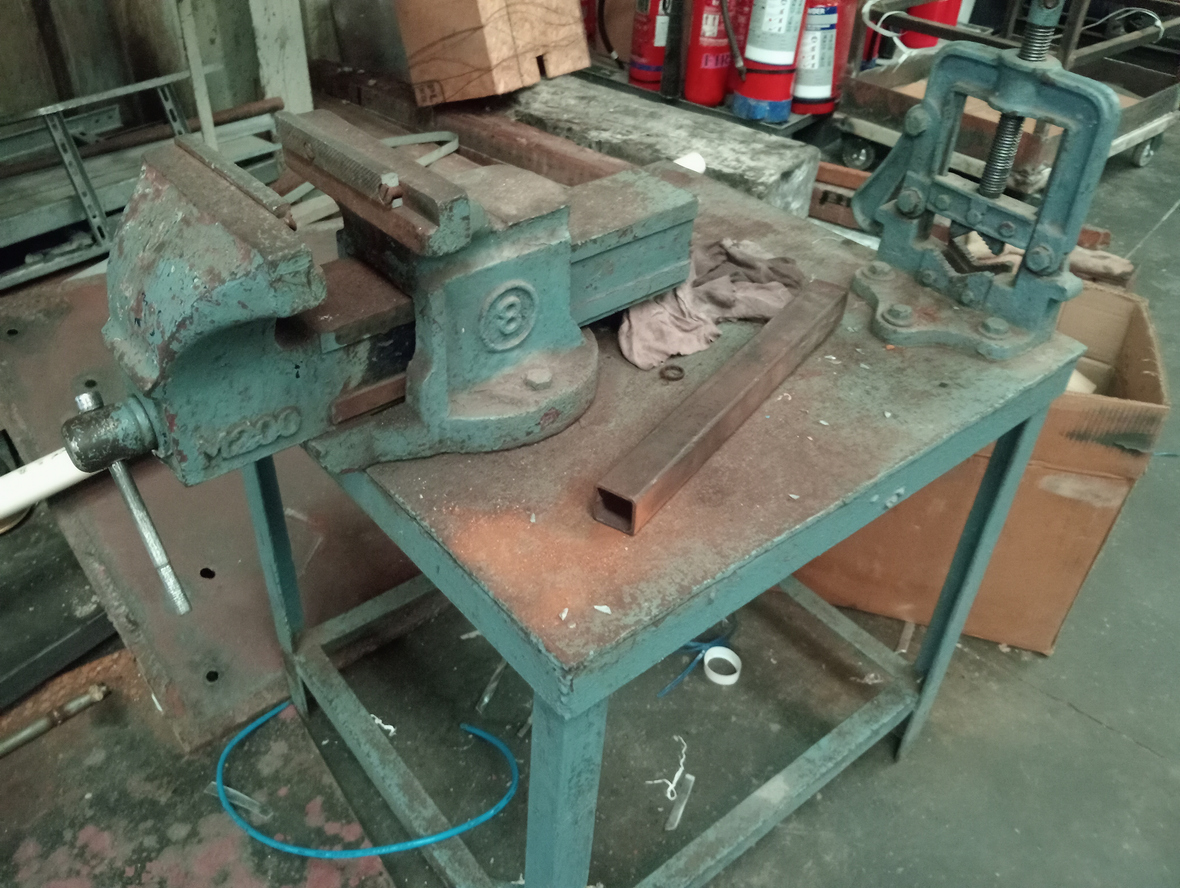 Metalero Henry Pels usado con capacidad de punzonado hasta 3/4"