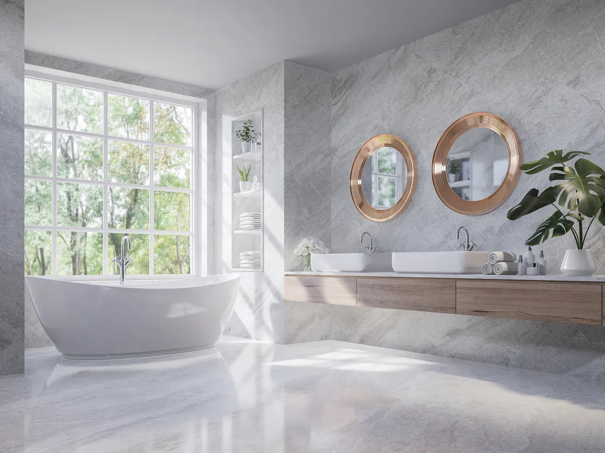 Render 3D de baño gris claro de estilo de lujo, hay piso y pared de mármol, baño blanco
