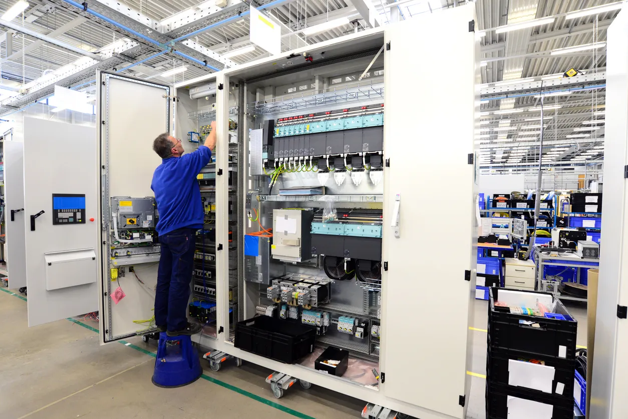 Sistemas de enfriamiento industrial eléctrico: comparativa y selección técnica