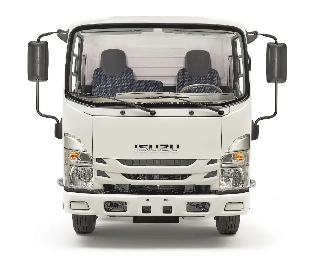 Camión ligero ISUZU ELF 300 de 3 toneladas — motor diésel Euro VI 148 hp