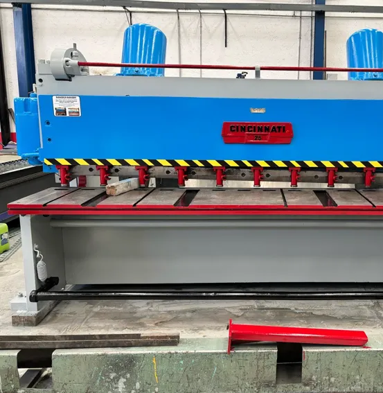 Cizalla Cincinnati Serie 2510 Renovada (Guillotina Hidráulica 1/4" x 10')