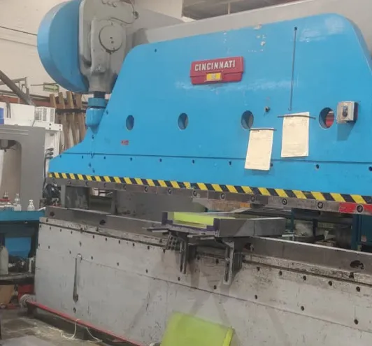 Prensa Dobladora Cincinnati Serie 9 150 Ton x 14 pies