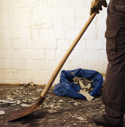 Limpieza de casas abandonadas y recuperación de espacios en condiciones extremas