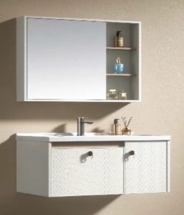 Gabinete para Baño Empotrable Blanco con Espejo Tipo Botiquín vista frontal 